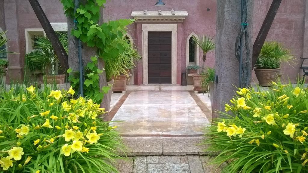 Bed And Breakfast Posserle Padenghe sul Garda Kültér fotó