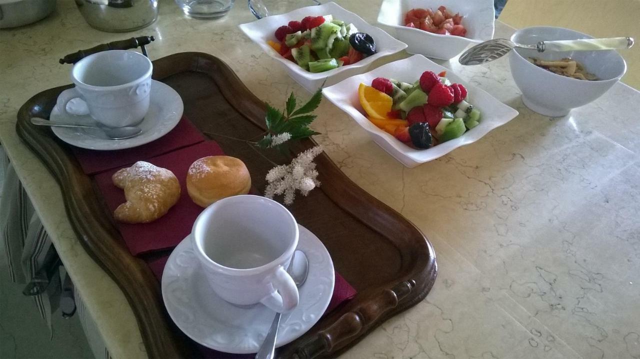 Bed And Breakfast Posserle Padenghe sul Garda Kültér fotó